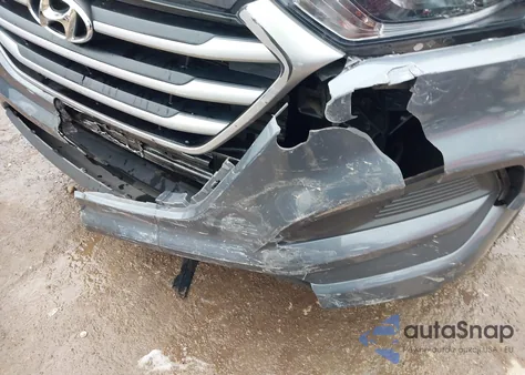 2017 Hyundai Tucson Se z USA, uszkodzony, nr VIN KM8J23A49HU402505